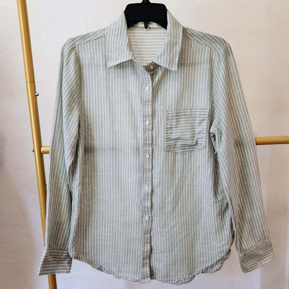 Love Notes Green and White Striped Long Sleeve Button Down Shirt Size M